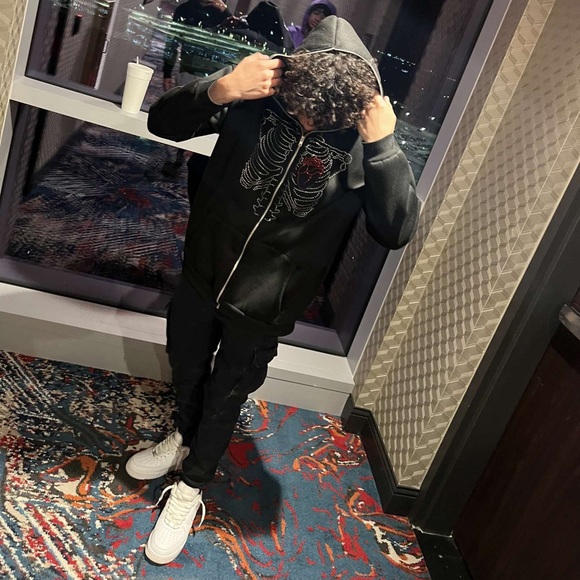 Meet your Posher, Axcell - Picture 1 of 1